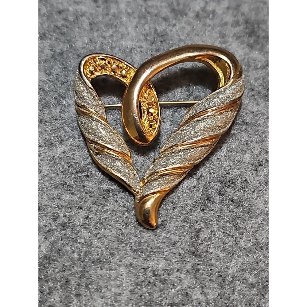 Gold Tone Sparkly Heart Brooch With Rhinestones. Mother's Day. Anniversary